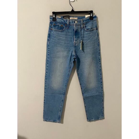 New Levi's Premium Wedgie Straight high rise denim Jeans size 26 - Picture 2 of 4